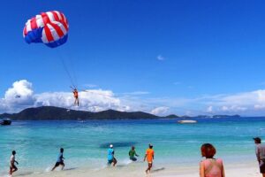 The beach at Koh Larn near pattaya