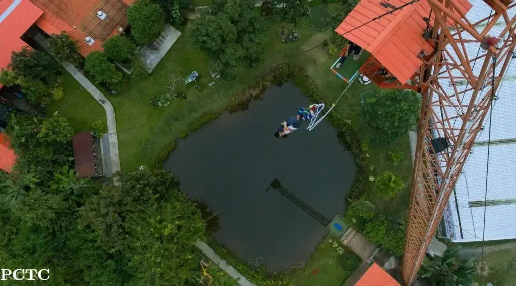Bungy View From above over a pond