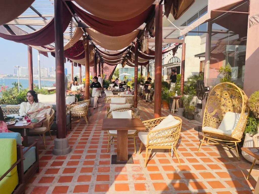 shaloba by the sea balcony