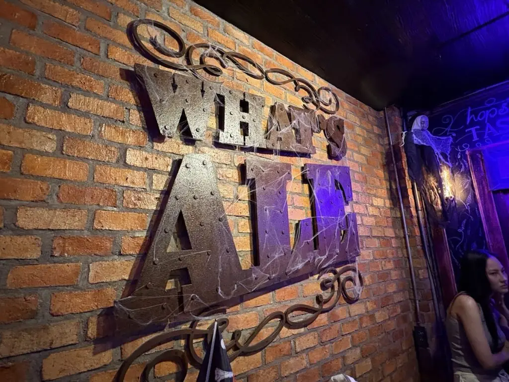 what's ale craft beer bar signage