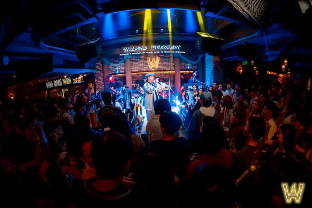 live music at wizard craft beer in pattaya