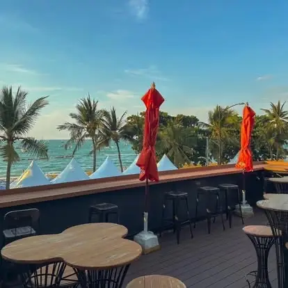 hops brewhouse craft beer and a view in pattaya