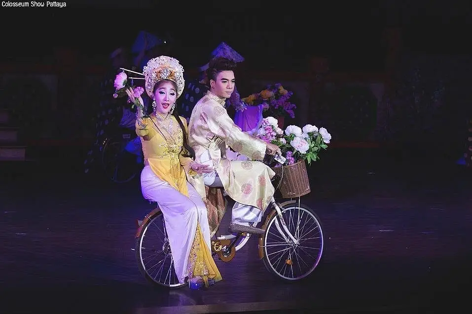 the colosseum in pattaya cabaret