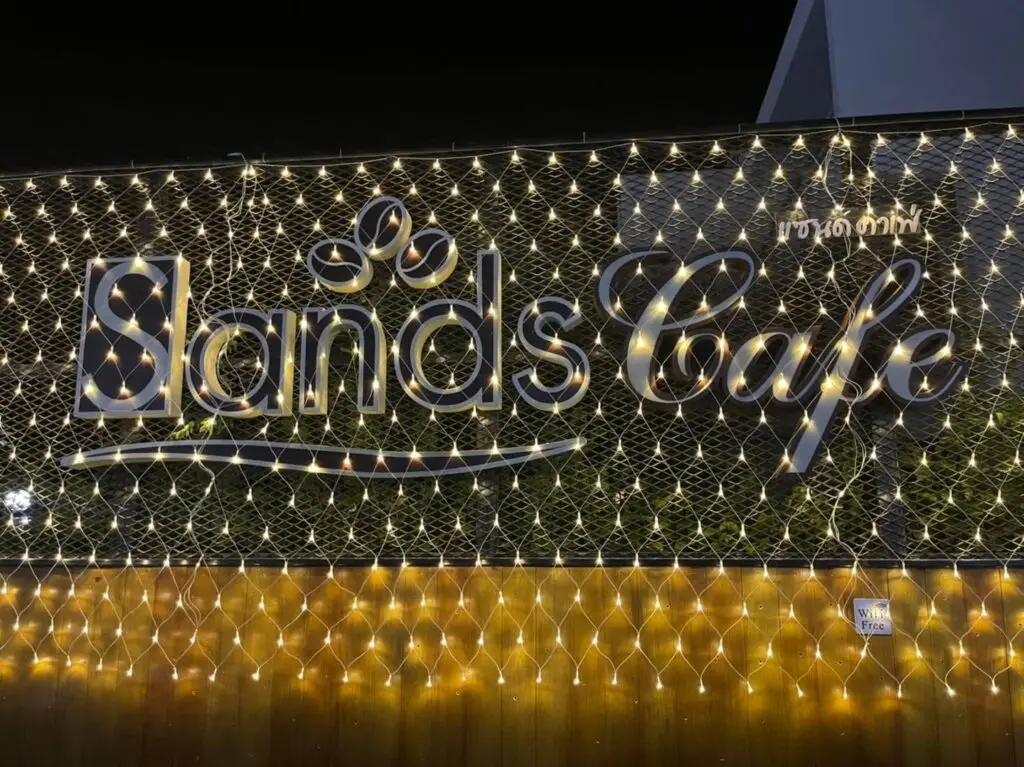 sands cafe Pattayas signage