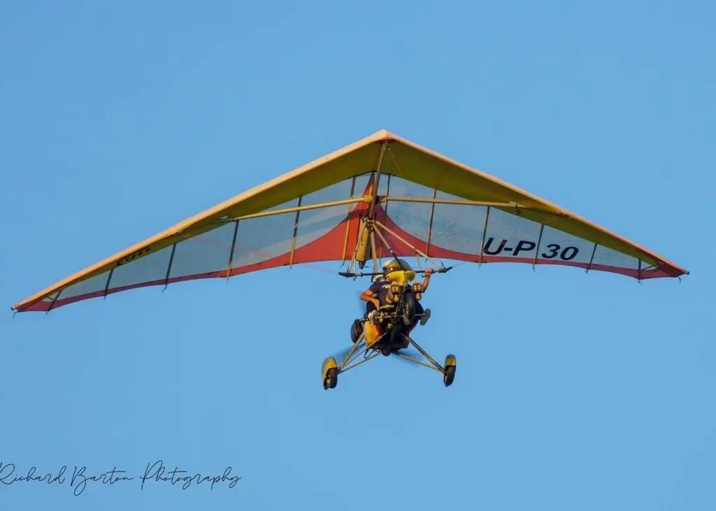 microlight in flight, one of the best things to do in pattaya