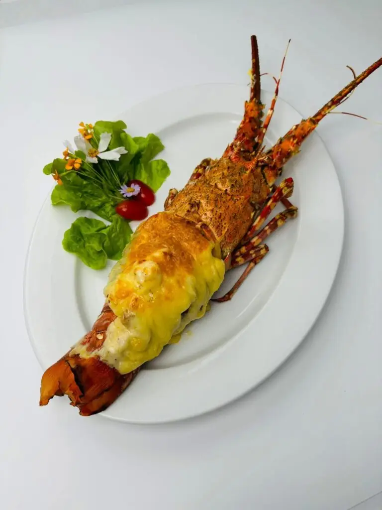 seafood dish at 2 brothers chill restaurant in pattaya
