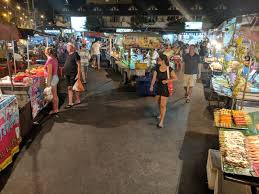 rhompo market in pattaya